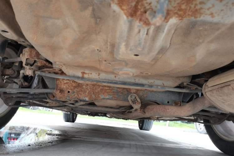 Used BYD G6 2013 2.0L Manual Luxury Version Chassis Rear