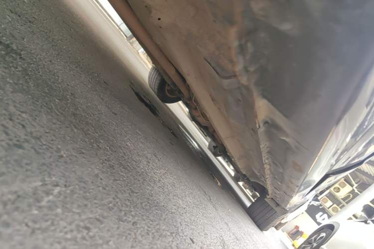 Used BYD G6 2013 2.0L Manual Luxury Version Chassis Rear Right
