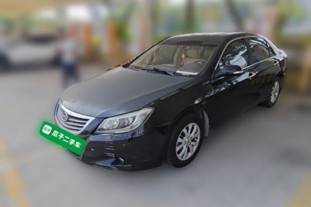 Used BYD G6 2013 2.0L Manual Luxury Version