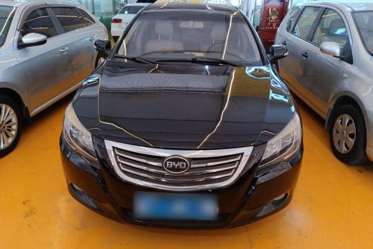 Used BYD G6 2013 1.5TI Manual Luxury Model Front