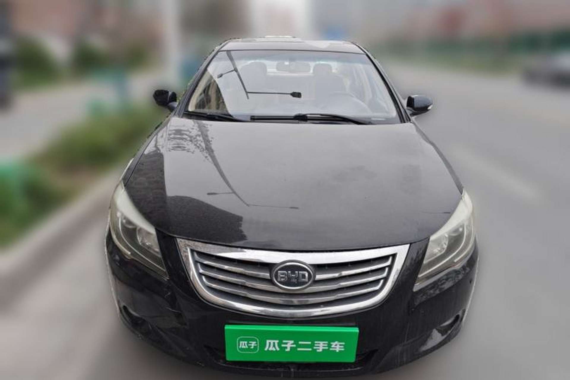 Used BYD G6 2013 2.0L Manual Luxury Version Front