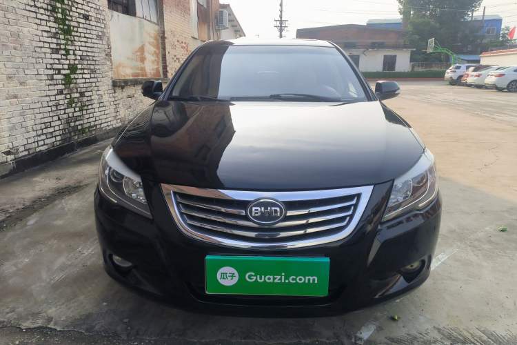 Used BYD G6 2013 1.5TI Manual Luxury Model Front