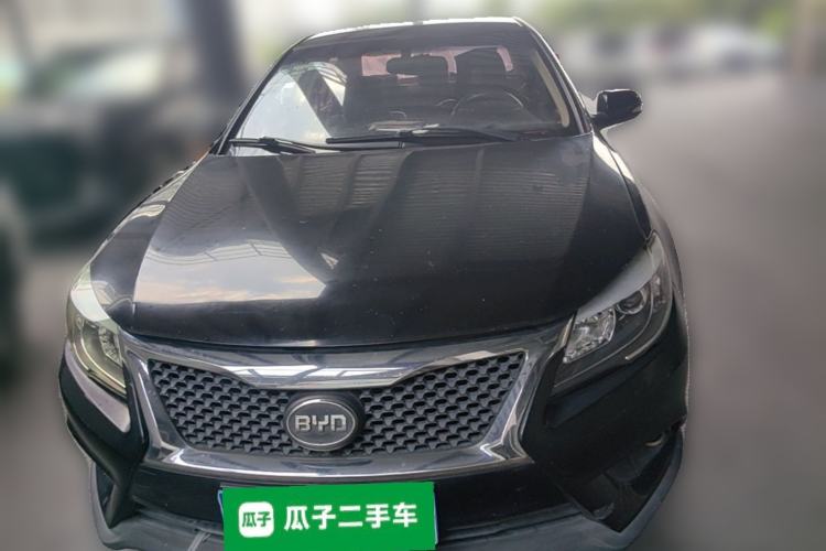 Used BYD G6 2013 2.0L Manual Luxury Version Front