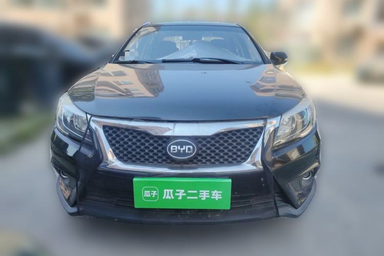 Used BYD G6 2013 2.0L Manual Luxury Version Front