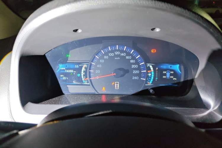Used BYD G6 2013 1.5TID Automatic Luxury Model Instrument Cluster
