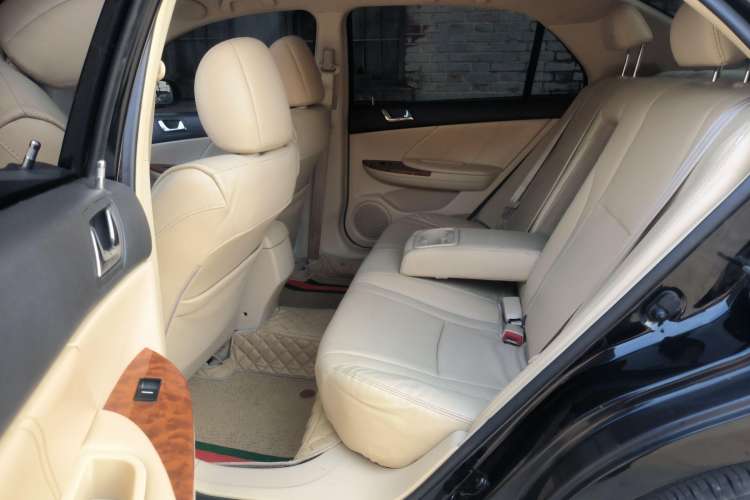 Used BYD G6 2013 1.5TI Manual Luxury Model Left Rear Seat