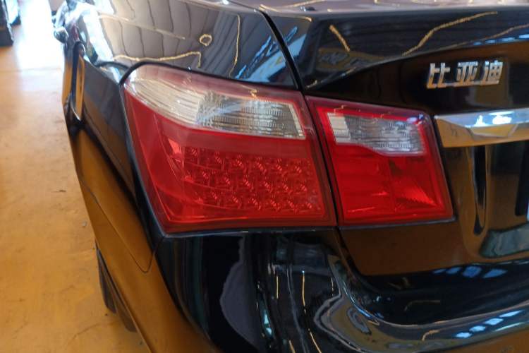 Used BYD G6 2013 1.5TI Manual Luxury Model Left Rear Taillight