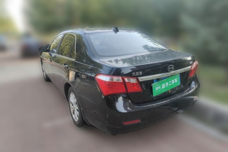 Used BYD G6 2013 2.0L Manual Luxury Version Rear Left 45 Deg