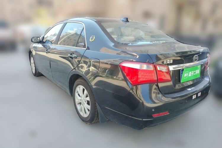 Used BYD G6 2013 2.0L Manual Luxury Version Rear Left 45 Deg