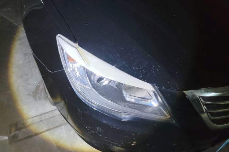 Used BYD G6 2013 2.0L Manual Luxury Version Right Front Headlight