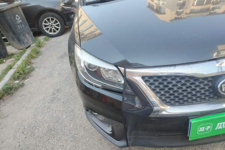 Used BYD G6 2013 2.0L Manual Luxury Version Right Front Headlight