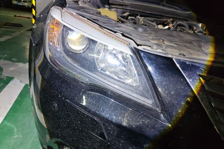 Used BYD G6 2013 1.5TID Automatic Luxury Model Right Front Headlight