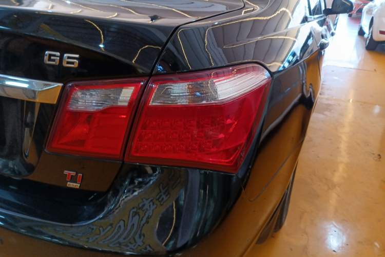 Used BYD G6 2013 1.5TI Manual Luxury Model Right Rear Taillight