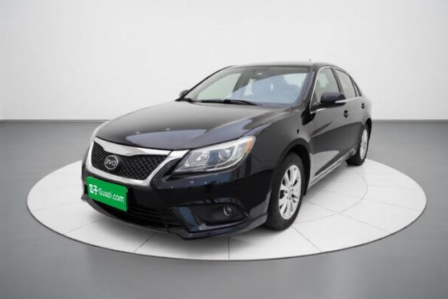 Used BYD G6 2013 2.0L Manual Luxury Version