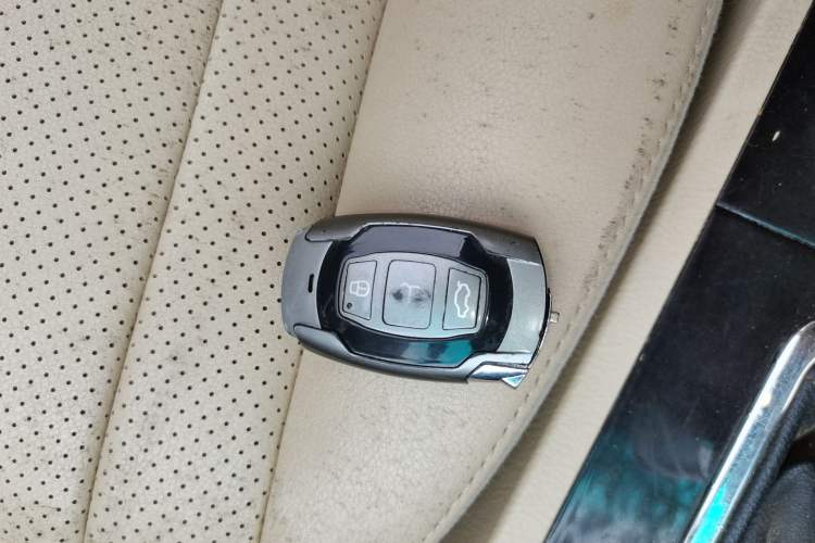 Used BYD G6 2013 2.0L Manual Luxury Version Vehicle Key