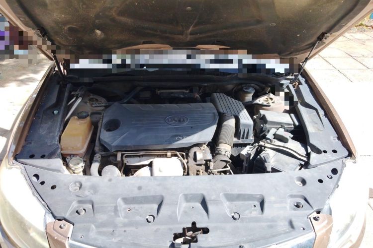 Used BYD G6 2013 1.5TID Automatic Luxury Model Engine Bay