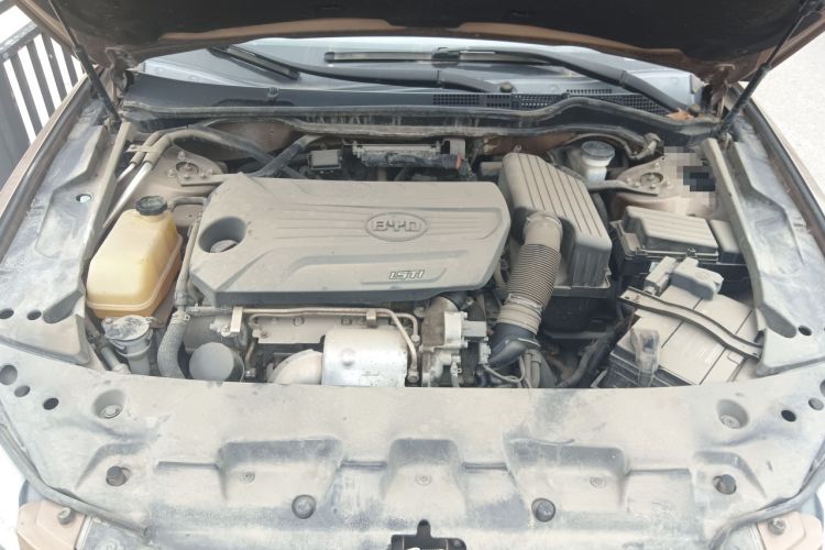 Used BYD G6 2013 1.5TI Manual Luxury Model Engine Bay