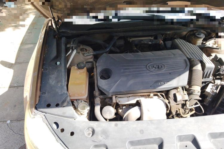 Used BYD G6 2013 1.5TID Automatic Luxury Model Engine Bay Right