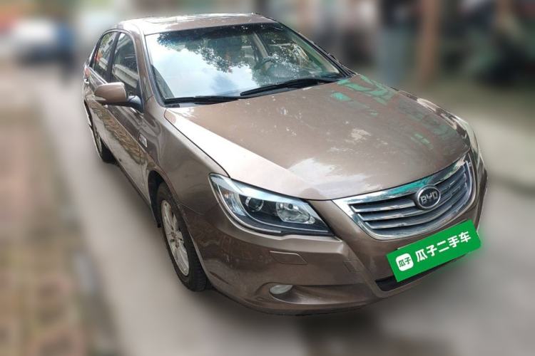 Used BYD G6 2013 1.5TID Automatic Luxury Model Front Right 45 Deg