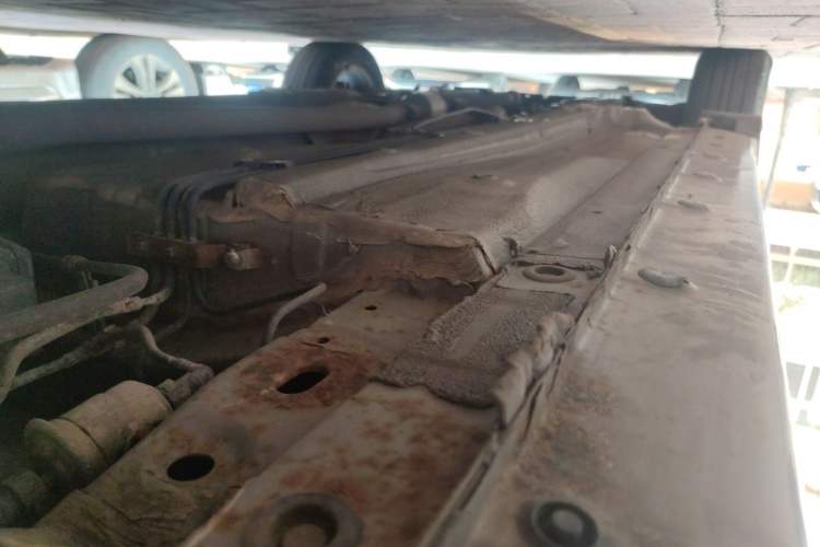 Used BYD G6 2013 2.0L Manual Luxury Version Chassis Rear Left