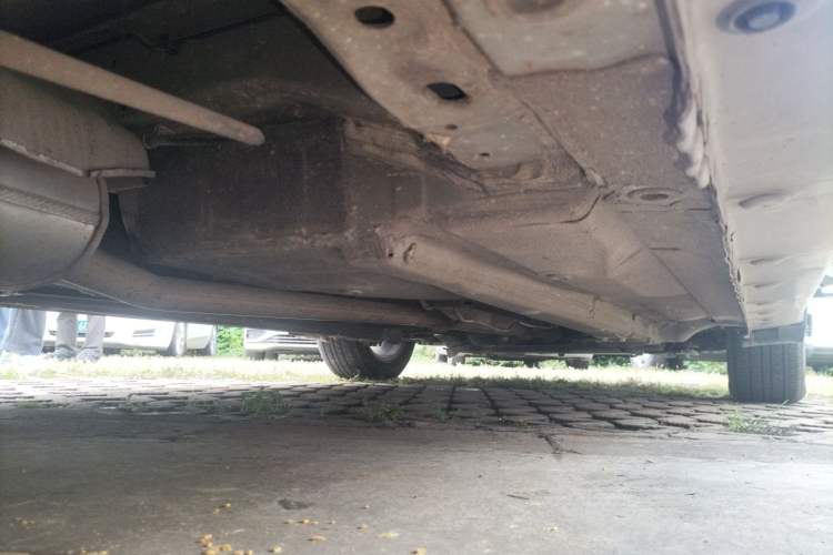 Used BYD G6 2013 1.5TID Automatic Luxury Model Chassis Rear Right