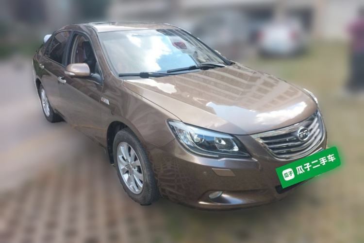 Used BYD G6 2013 1.5TID Automatic Luxury Model Front Right 45 Deg
