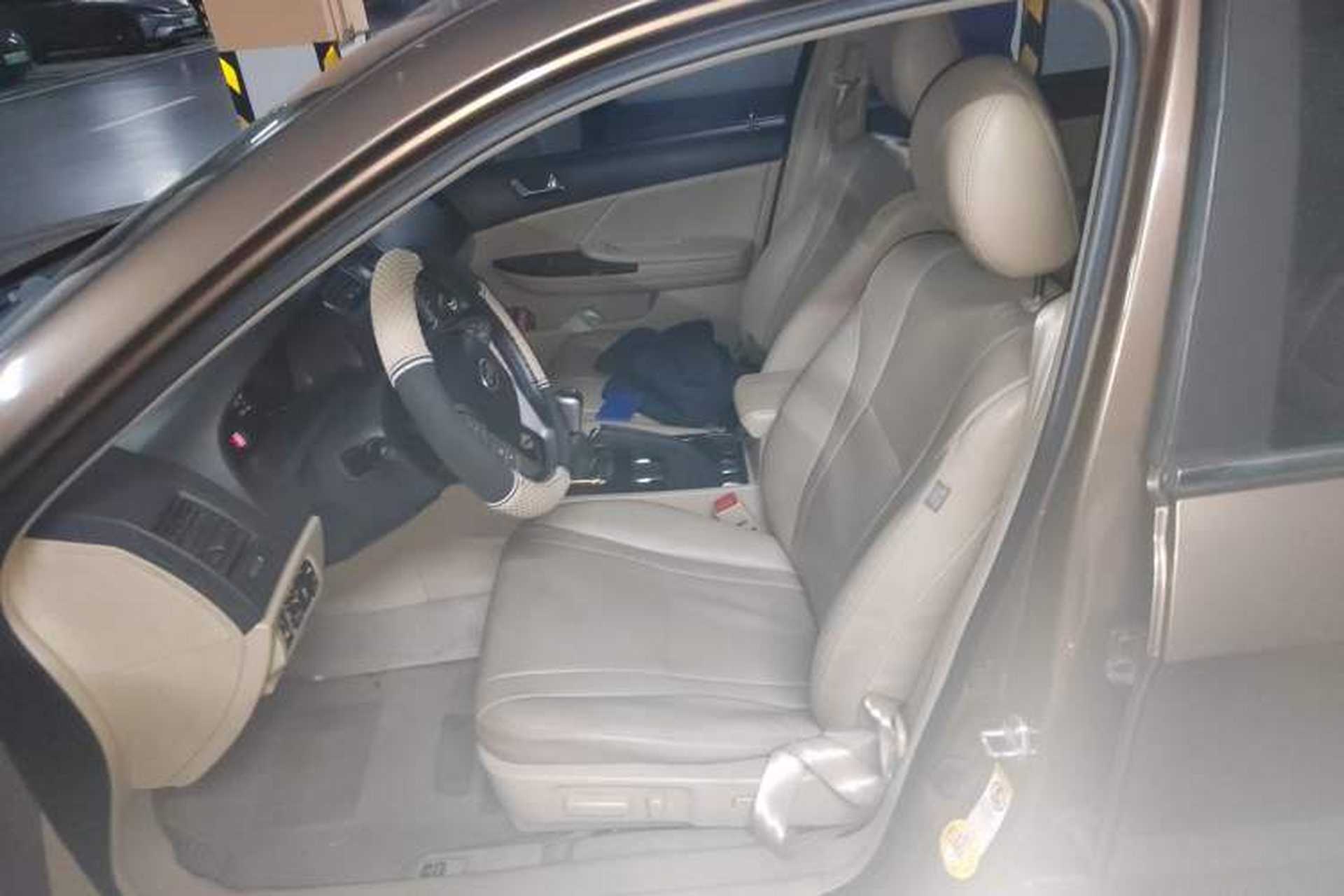 Used BYD G6 2013 2.0L Manual Luxury Version Left Front Seat