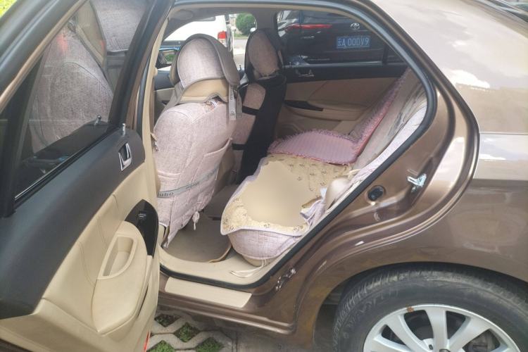 Used BYD G6 2013 1.5TID Automatic Luxury Model Left Rear Seat