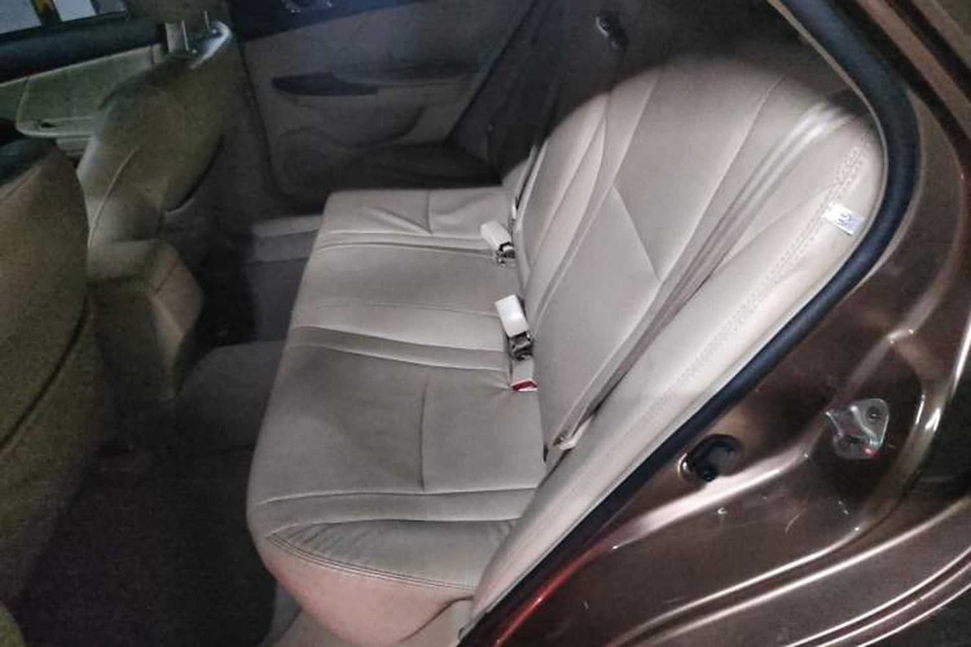 Used BYD G6 2013 2.0L Manual Luxury Version Left Rear Seat