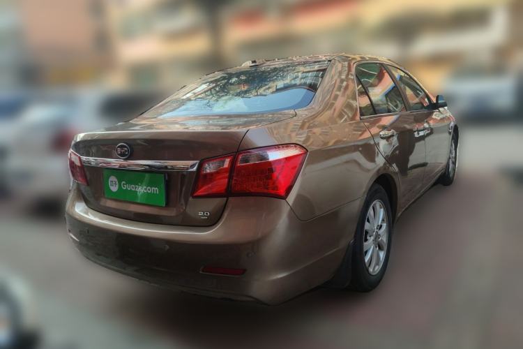 Used BYD G6 2013 2.0L Manual Luxury Version Rear Right 45 Deg