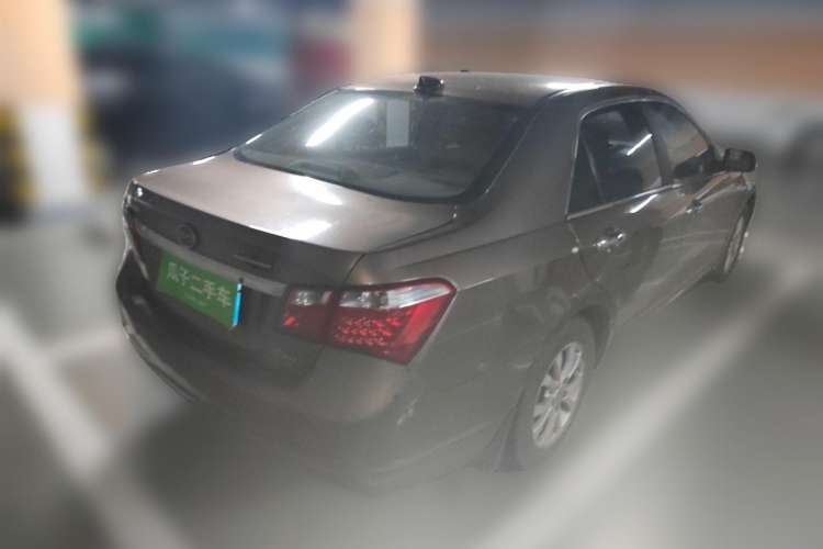 Used BYD G6 2013 2.0L Manual Luxury Version Rear Right 45 Deg