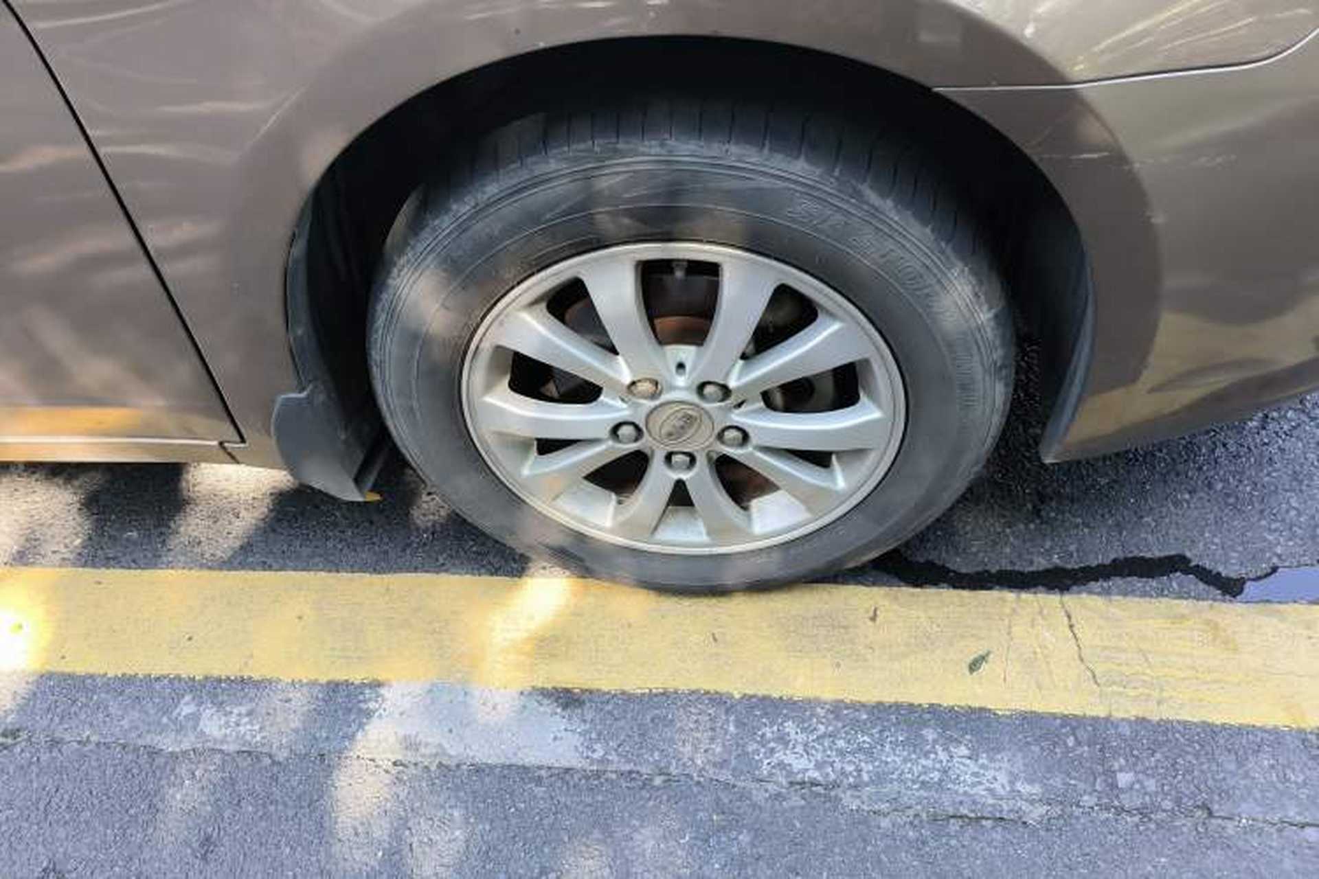 Used BYD G6 2013 2.0L Manual Luxury Version Right Front Wheel Hub