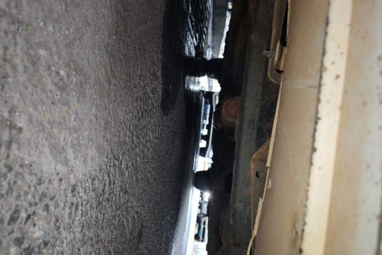 Used BYD G6 2013 2.0L Manual Luxury Version Chassis Front