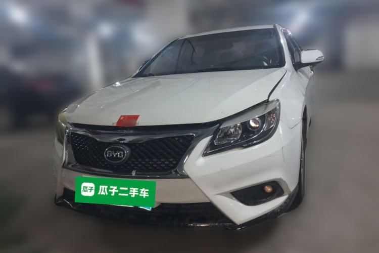 Used BYD G6 2013 2.0L Manual Luxury Version Front