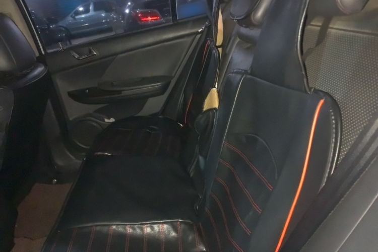 Used BYD G6 2013 2.0L Manual Luxury Version Left Rear Seat