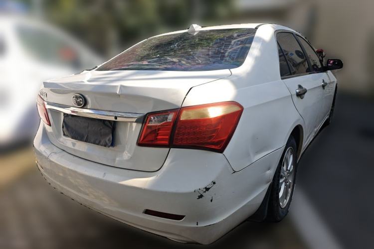 Used BYD G6 2013 2.0L Manual Luxury Version Rear Right 45 Deg