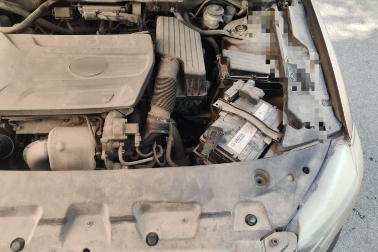Used BYD G6 2013 1.5TI Manual Luxury Model Engine Bay Left