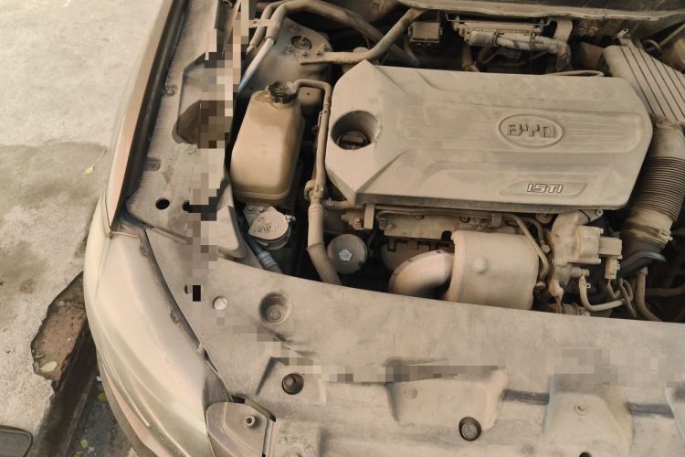 Used BYD G6 2013 1.5TI Manual Luxury Model Engine Bay Right