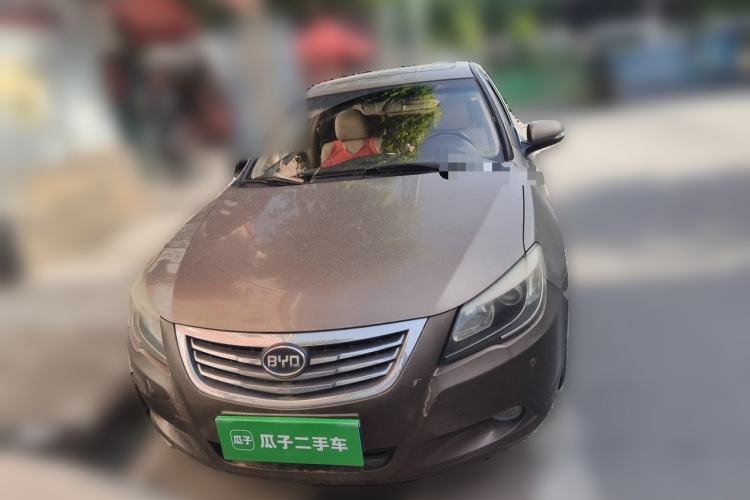 Used BYD G6 2013 1.5TI Manual Luxury Model Front