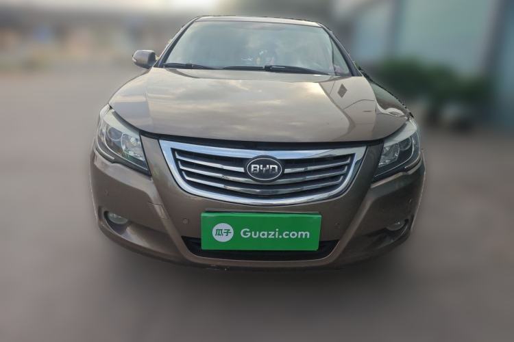 Used BYD G6 2013 1.5TI Manual Luxury Model Front