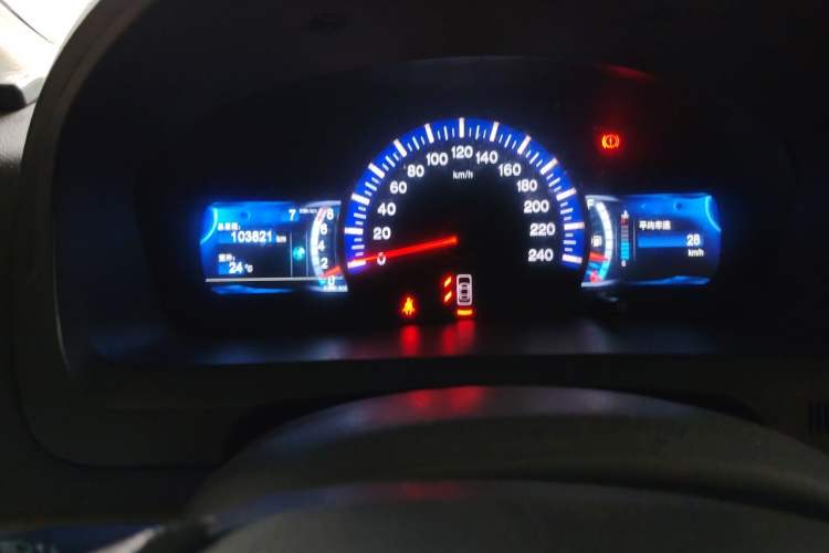 Used BYD G6 2013 2.0L Manual Luxury Version Instrument Cluster