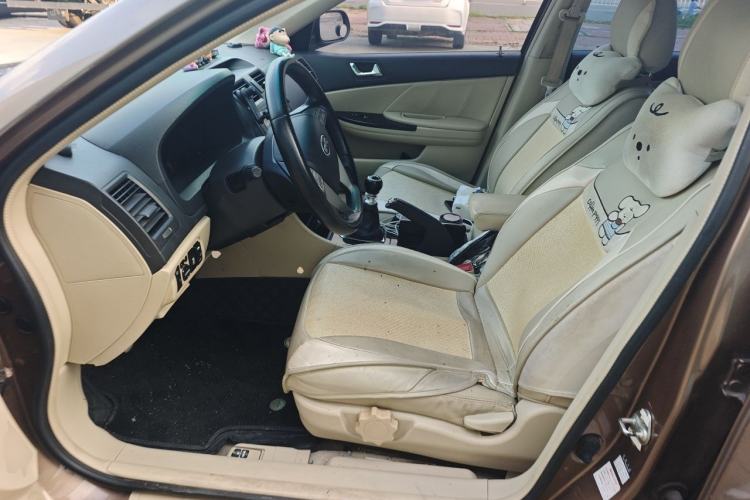Used BYD G6 2013 1.5TI Manual Luxury Model Left Front Seat