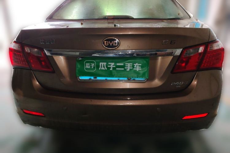 Used BYD G6 2013 2.0L Manual Luxury Version Rear