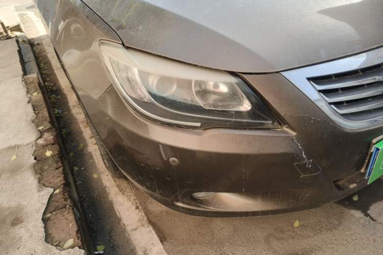Used BYD G6 2013 1.5TI Manual Luxury Model Right Front Headlight
