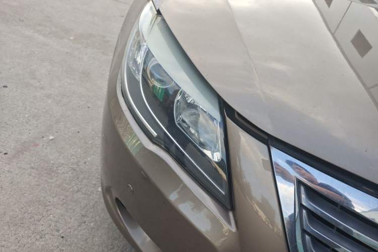 Used BYD G6 2013 1.5TI Manual Luxury Model Right Front Headlight