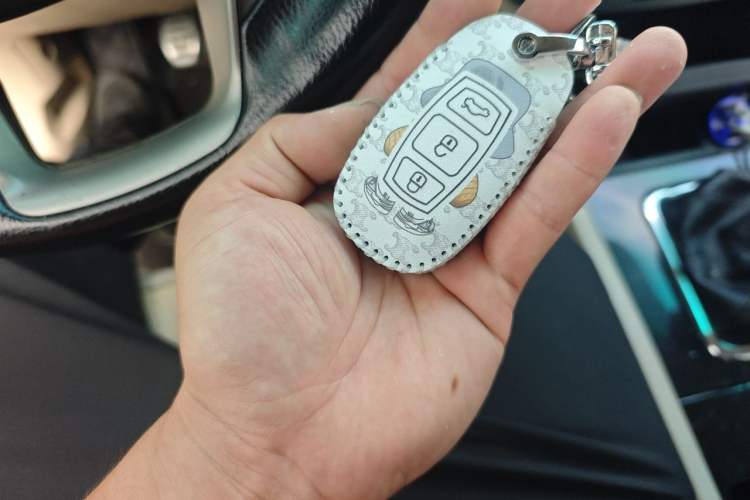Used BYD G6 2013 1.5TI Manual Luxury Model Vehicle Key