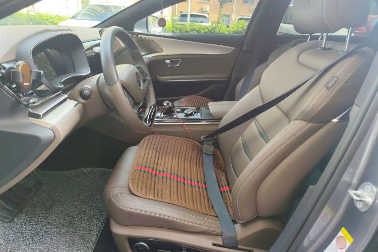 Used BYD Han 2020 DM Four-Wheel Drive Performance Edition Luxury Model Left Front Seat