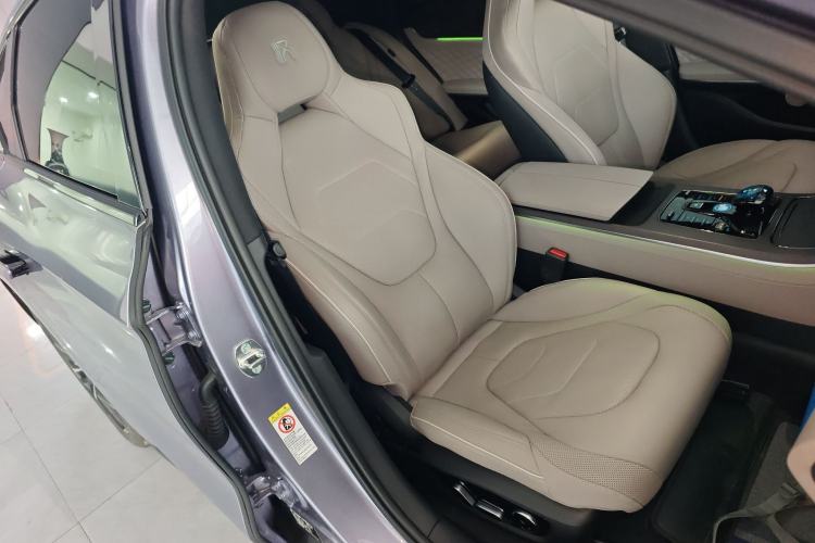 Used BYD Han 2024 EV Glory Edition 610 km All-Wheel Drive "Tian Shen Zhi Jia" Intelligent Driving Model Right Front Seat