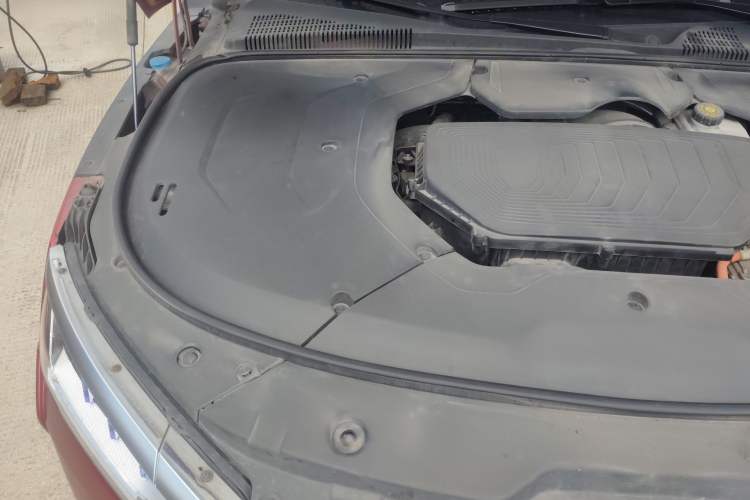 Used BYD Han 2020 DM Four-Wheel Drive Performance Edition Luxury Model Engine Bay Right
