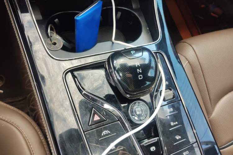 Used BYD Han 2020 DM Four-Wheel Drive Performance Edition Luxury Model Gear Lever